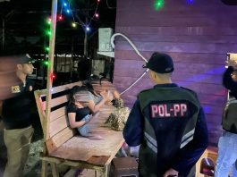 Sat Pol PP Banjarbaru Hukum Pengunjung Warung Remang yang Minum Miras
