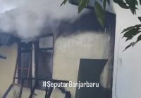Kebakaran di Jalan Nusantara Banjarbaru, Atap Rumah Habis Terbakar