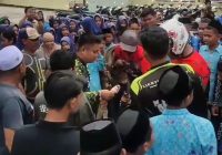Geger Ular King Kobra Sepanjang 3 Meter di SMK Shalatiyah Desa Bitin