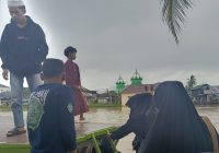 Lautan Jemaah Padati Haul Datu Kelampayan, Kelotok Jadi Jalur Penyelamat!