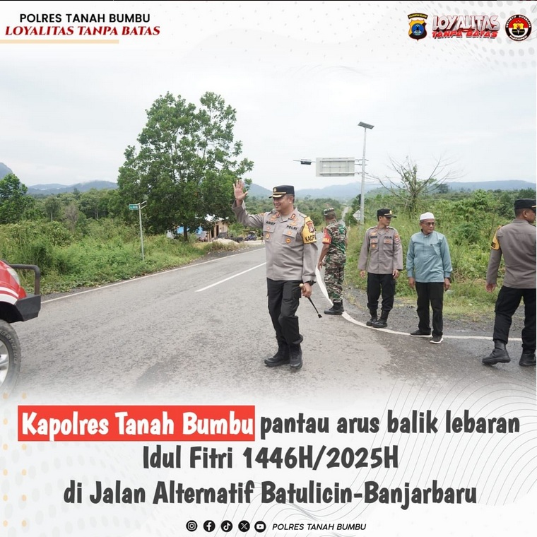 Pantau Langsung Arus Balik Lebaran di Jalur Alternatif Batulicin-Banjarbaru, Kapolres Tanbu Berdialog Langsung dengan Pemudik