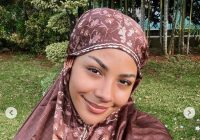 Zsa Zsa Utari Posting Foto Pakai Mukena Dipuji Cantik oleh Warganet