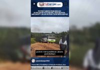 VIDEO - Potret Miris Pendidikan di Pelosok Kotabaru, Bus Mogok Melawati Jalan Rusak dan Berlumpur