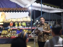 Peringati 49 Tahun Kehadiran Transmigran di Tanah Laut, Warga Desa Batu Ampar Gelar Pertunjukan Wayang Kulit 'Lahire Wisanggeni'