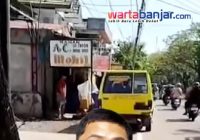 VIDEO - ‎ODGJ Bawa Lari Mobil Pemadam di Banjarmasin, Netizen: Aku Aja Nggak Bisa Nyetir!