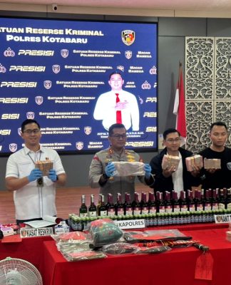 Dua Pegawai Bank BUMN di Kotabaru ini Diringkus Polisi, Gelapkan Uang Perusahaan Rp2,5 M demi Judi Online