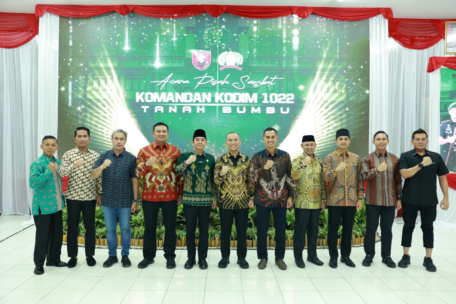 Bupati Andi Rudi Latif menghadiri pisah sambut Komandan Kodim