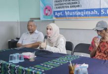 Ketua Komisi III DPRD Kalsel Tampung Aspirasi Perbaikan Jalan di Desa Batu Balian