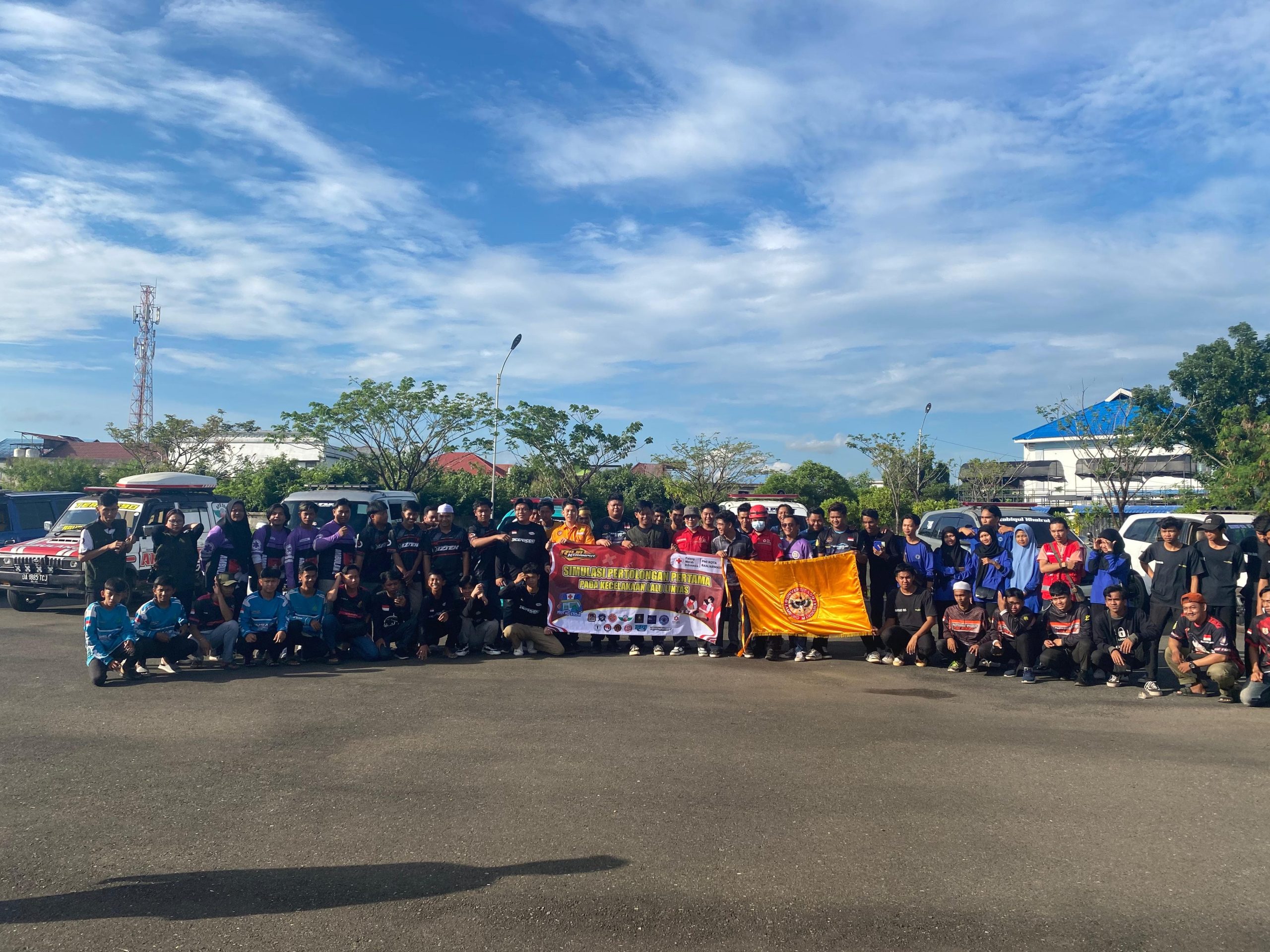 Crew Raja Keramput menggelar simulasi