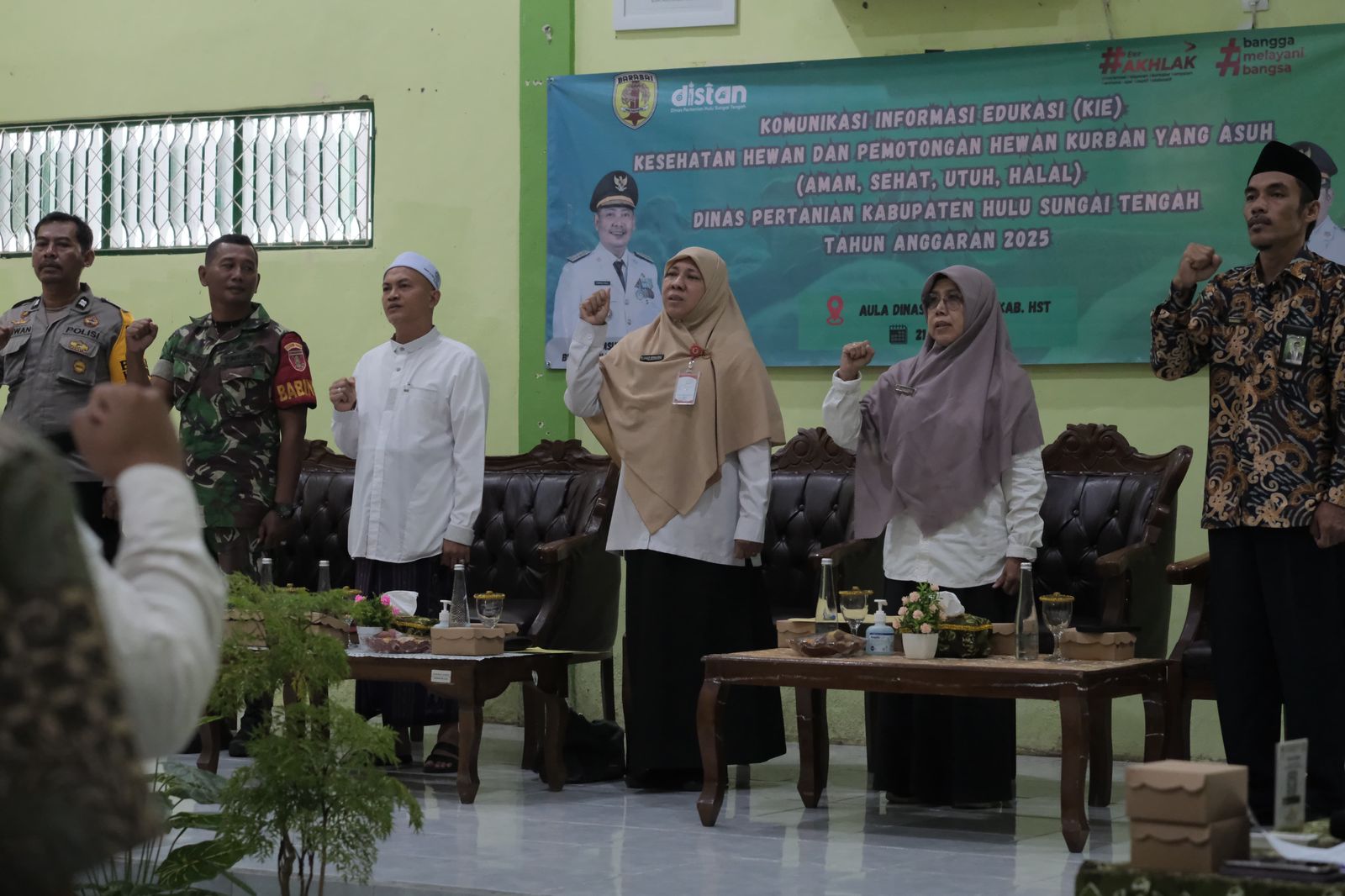 Edukasi pemotongan hewan kurban dengan prinsip ASUH