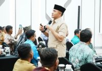 Bupati Tala : Komplain Warga Adalah Cambuk