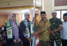 Wabup Tanbu Beri 196 Jemaah Haji 'Sangu Banua'