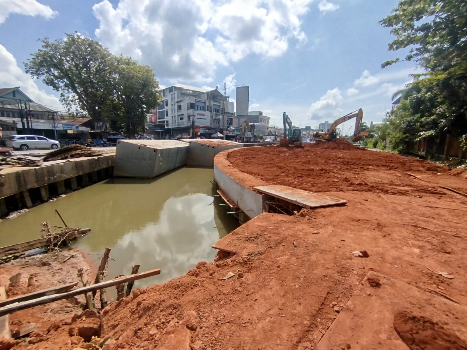 Proyek Raksasa Revitalisasi Sungai Veteran