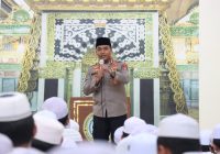 Kapolres Tanah Laut Ajak Santri Jadi Garda Terdepan Jaga Kamtibmas, Tekankan Pentingnya Akhlak dan Disiplin