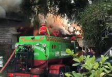 BREAKING NEWS Kebakaran di Munti Raya Kabupaten HST