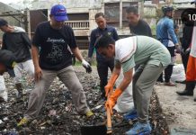 Wali Kota Banjarmasin Bersihkan TPS RK Ilir