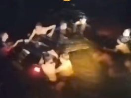 Mobil Tercebur Sungai di Desa Sungai Buluh