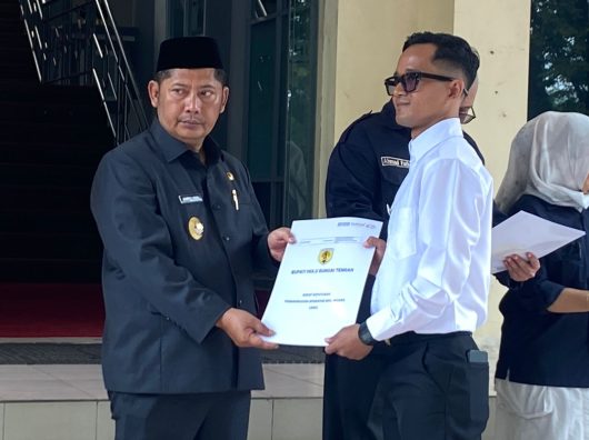 235 ASN Baru Resmi Terima SK, Bupati HST Tekankan Profesionalisme dan Integritas