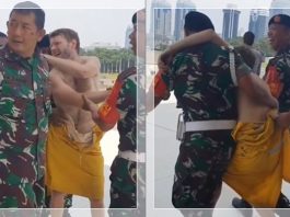 HEBOH! Bule Rusia Bugil Lari di Monas! Diduga Alami Gangguan Mental Usai Wisata ke Bromo