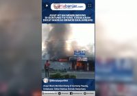 VIDEO - Si Jago Merah Mengamuk di Jalan A. Yani 5,5 Banjarmasin, Pemadam Berjibaku Padamkan Api