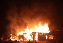 Kebakaran Hebat di Desa Buhut Jaya, Kapuas Tengah: Satu Toko dan Satu Rumah Hangus Terbakar
