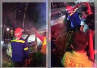 HEBOH! Mobil GranMax Terbakar di Jalan RA Kartini Kapuas, Warga & Damkar Swasta Turun Tangan