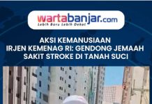 VIDEO - Aksi Kemanusiaan Irjen Kemenag RI: Gendong Jemaah Sakit stroke di Tanah Suci