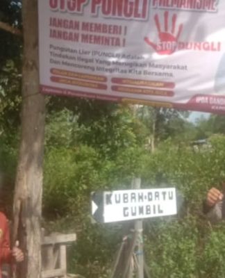 Dilarang Pungli! Polsek Karang Intan Pasang Spanduk Larangan Pungli