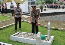 Peringati Hari Bhayangkara ke-79, Polres HST Gelar Ziarah dan Tabur Bunga di TMP Kesuma Bangsa