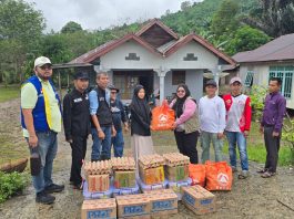 Korban Banjir Bandang di Kecamatan Bajuin Dapat Bantuan