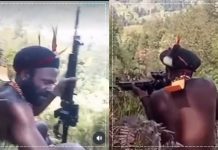 VIRAL! Kelompok OPM Papua Terekam Gunakan Senjata Pindad SS2-V1 Lengkap Teropong Trijicon, Kok Bisa?