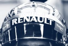 Sebastian Vettel Bantah Rumor Gantikan Helmut Marko di Red Bull