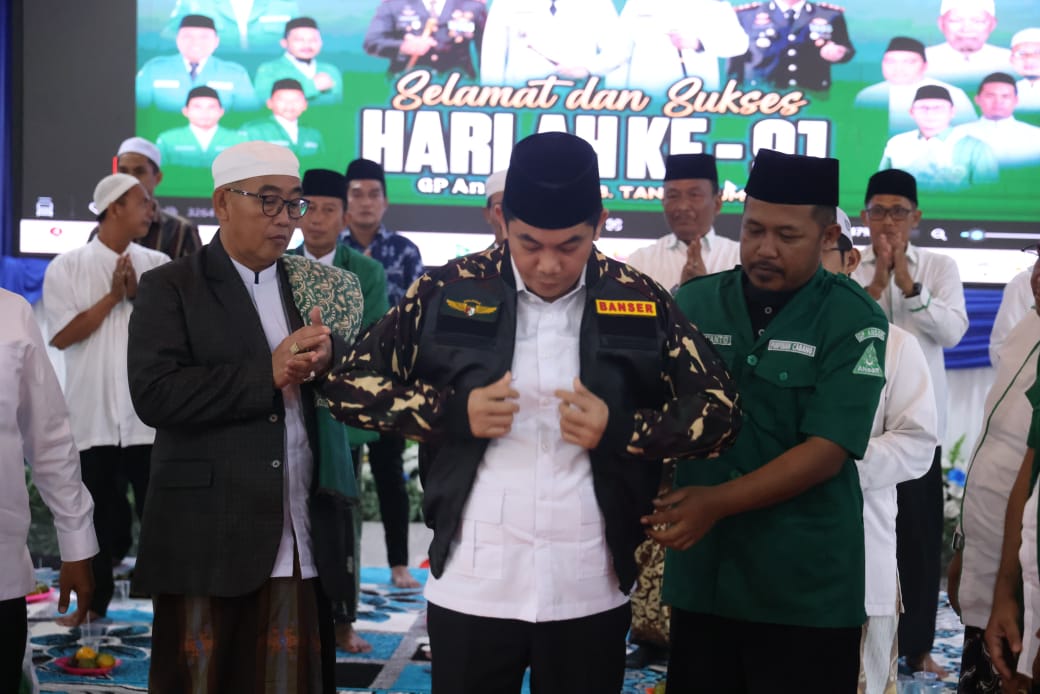 Bupati Andi Rudi Latif Pimpin Apel Harlah ke 91 Gerakan Pemuda Ansor Tanah Bumbu: Soroti Peran Penting GP Ansor