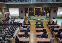 Pemkab Batola & DPRD Setujui Raperda Pertanggungjawaban APBD 2024 di Rapat Paripurna