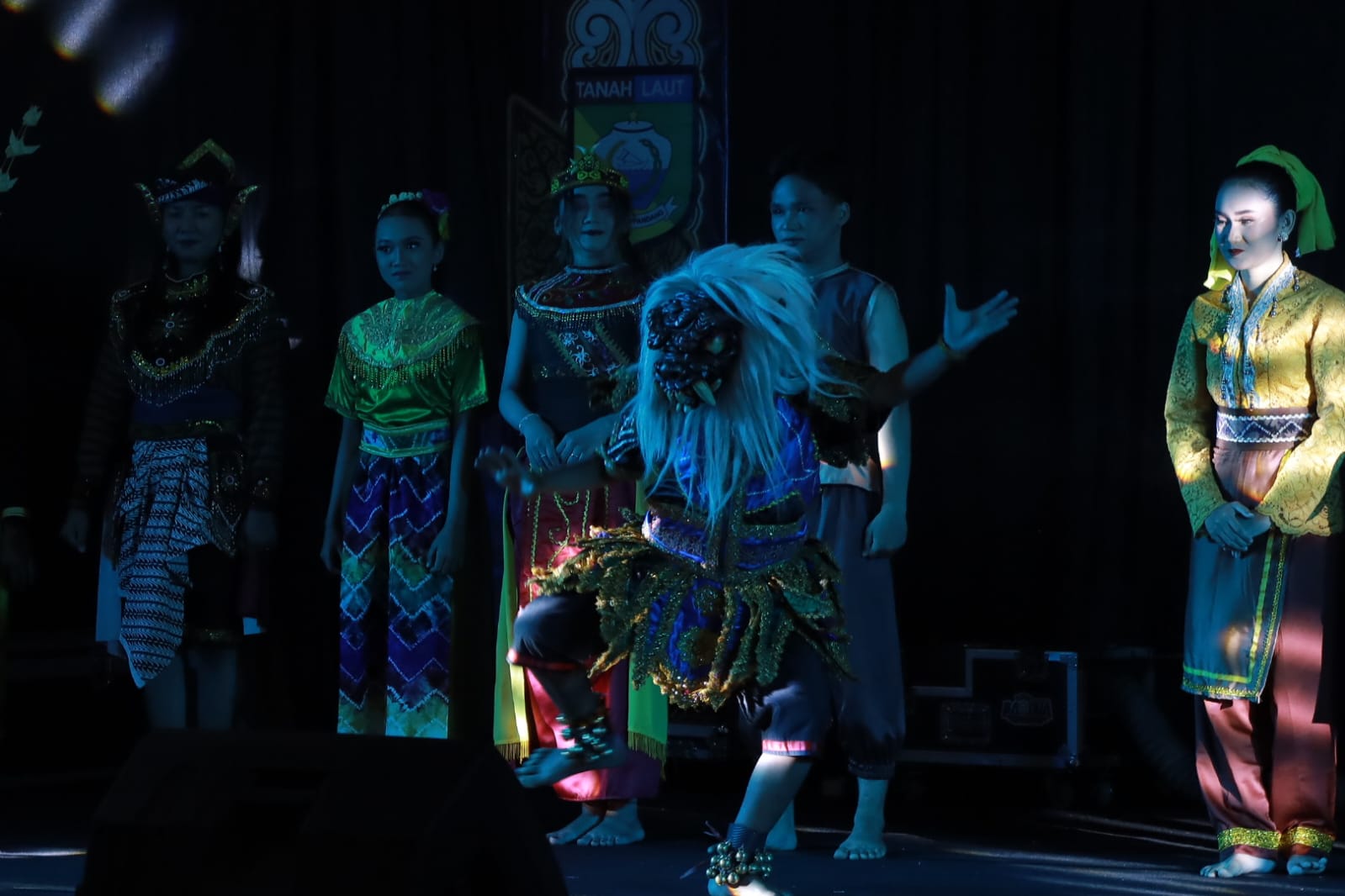Gemuruh Panggung Tanah Laut, 15 Sanggar Tari Meriahkan Festival Karya Seni Daerah 2025