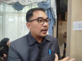 Orang Tua Keluhkan SPMB di Banjarmasin, Rumah Dekat Sekolah Namun Tak Lolos Seleksi