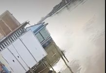 Heboh! Mayat Pria Mengapung di Kampung Melayu Banjarmasin, Netizen: "Katanya Karena Perkelahian"