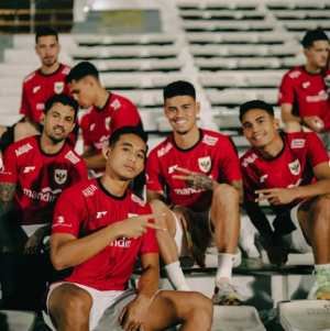 Ribuan Suporter Timnas Indonesia Siap Merah-Putihkan Osaka: Tips dan Persiapan Lengkap!