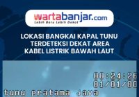 VIDEO - Diduga Ditabrak, Pikap Tercebur di Jalan A Yani Km 9 Kertak Hanyar