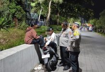Personel Polsek Martapura Sisir Titik Rawan Kelurahan Sekumpul