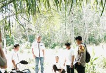Camat Viral Norsamidi Evaluasi Keuangan Desa Gunung Batu, Kades Pansyah Janji Lakukan Pembenahan
