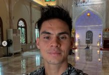 Pesepakbola Christian Rontini Bagikan Momen Spiritualnya Salat Jumat di Masjid Bangkok