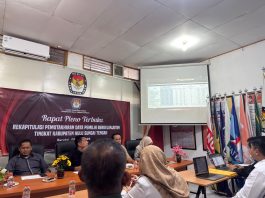 KPU HST Gelar Pleno Terbuka, Tegaskan Komitmen Transparansi Data Pemilih