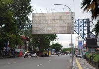 Pemko Banjarmasin Ultimatum 4 Reklame untuk Dibongkar