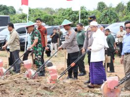 Kapolda Kalsel Hadiri Penanaman Jagung Serentak Kuartal III di Tanah Laut