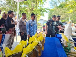Warga Sumringah Dapat Beras 10 Kg di GPM Banjarmasin Barat