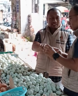 Pastikan Harga Bahan Pokok Tetap Stabil, Satgas Pangan Polda Kalsel Sidak di Pasar Tradisional Banjarmasin