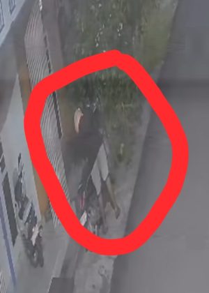 Maling Gondol Scoopy Hitam di Sungai Andai Terekam CCTV
