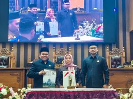 Sinergi Eksekutif dan Legislatif Tanah Bumbu dalam Penandatanganan KUA-PPAS Perubahan 2025