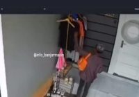 Aksi Maling Baju Bermodus Minta Sumbangan Anak Yatim Terekam Kamera CCTV Warga di Jalan AMD Banjarmasin